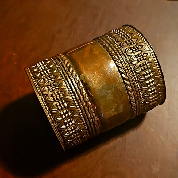 Boho Jewelry - Vintage 1970's Wide Cuff Brass Bangle, Boho Tradition Style